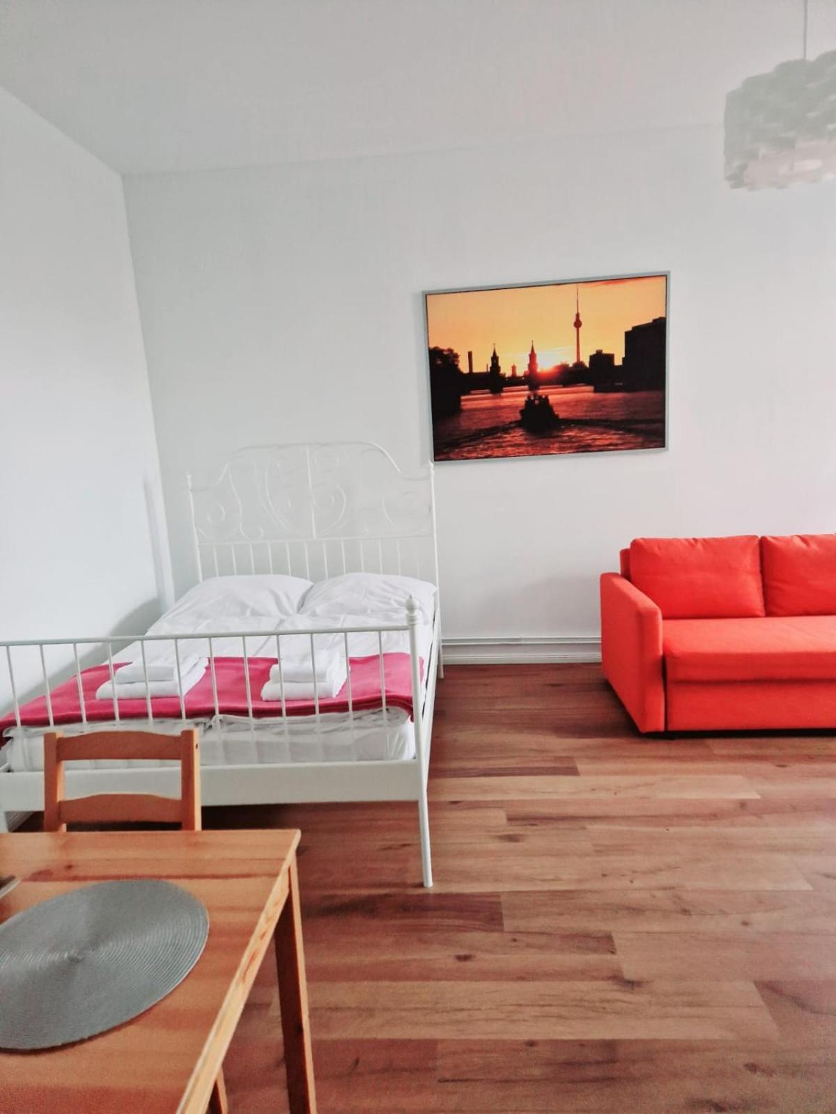 City Studio Apartment For 4, Near Sonnenallee 柏林 外观 照片
