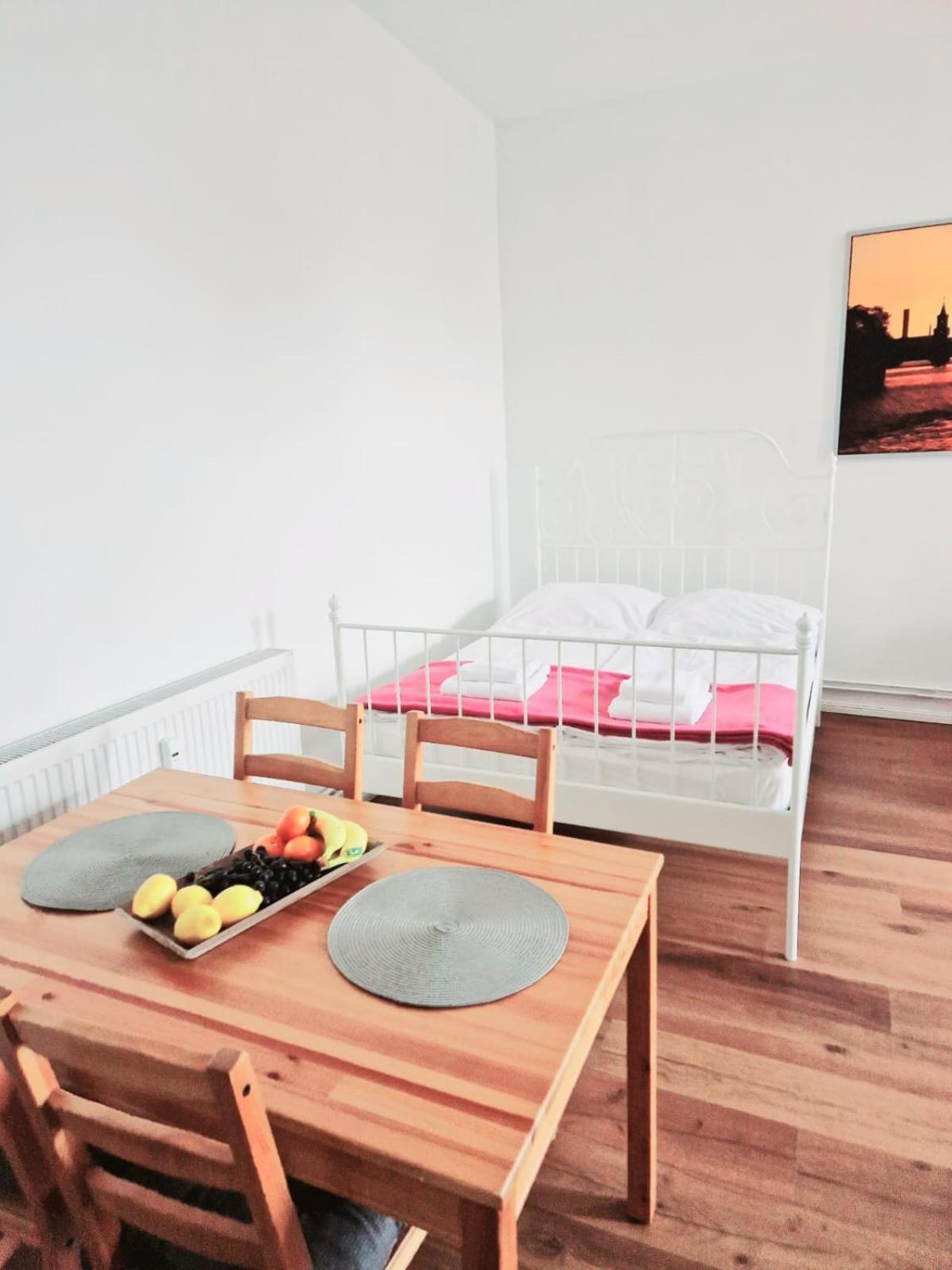 City Studio Apartment For 4, Near Sonnenallee 柏林 外观 照片
